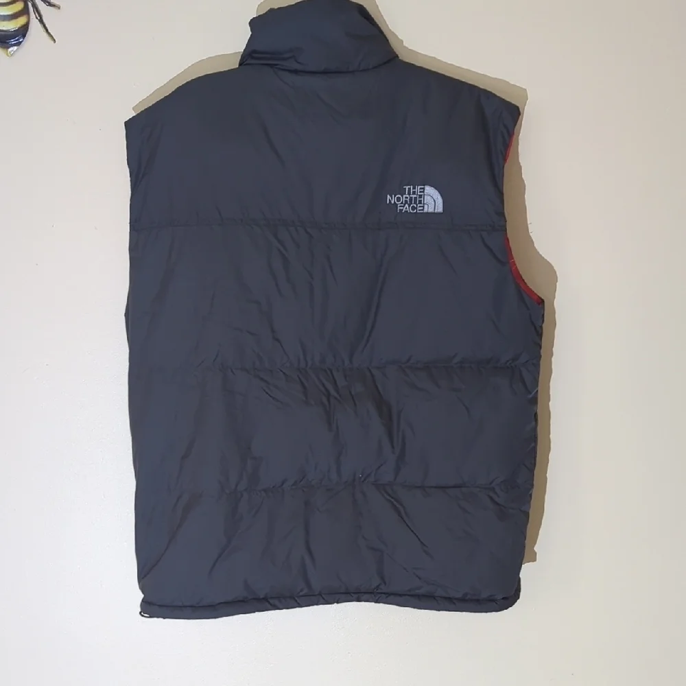 The North Face Men's Black and Red Vest